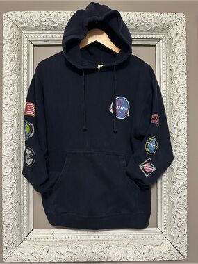 Logic Tour Hoodie. See measurements.